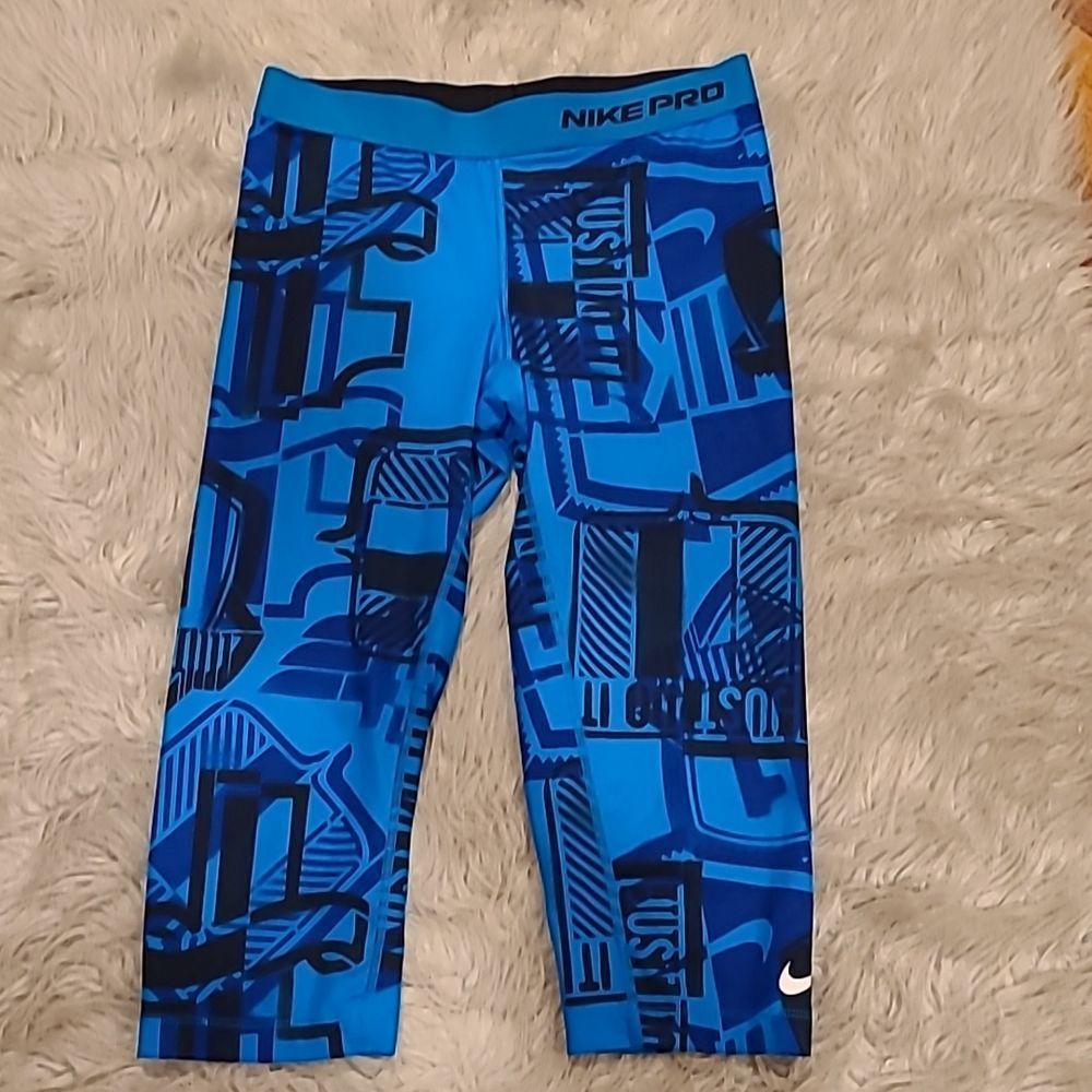 Nike pro compression blue logo capri workout pants size medium